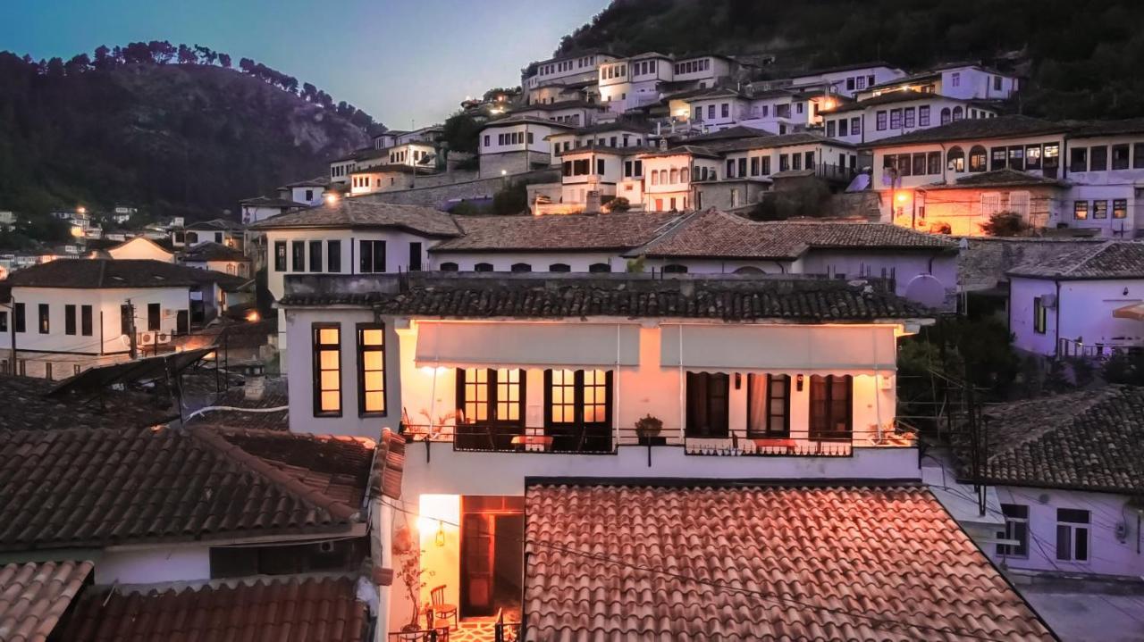 Villa Mishel Berat Buitenkant foto